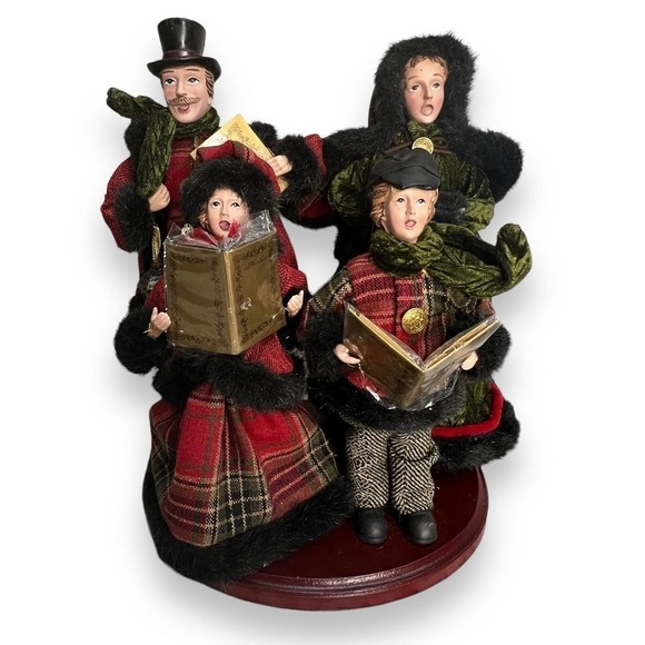 Dickens Christmas Carolers w/ Stand Valerie Parr Hill QVC 2013 Holiday Decor - Picture 3 of 15